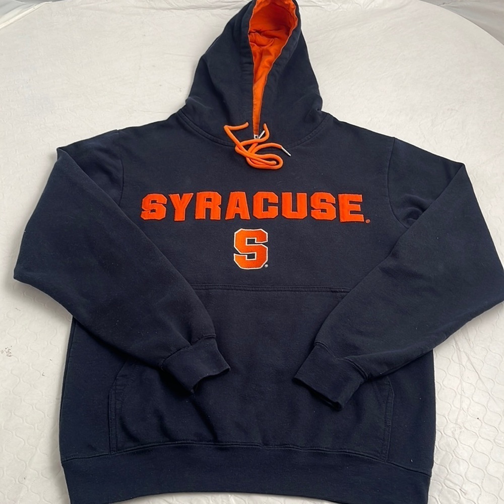 Foot Locker Syracuse University Orangemen navy orange logo pullover hood…